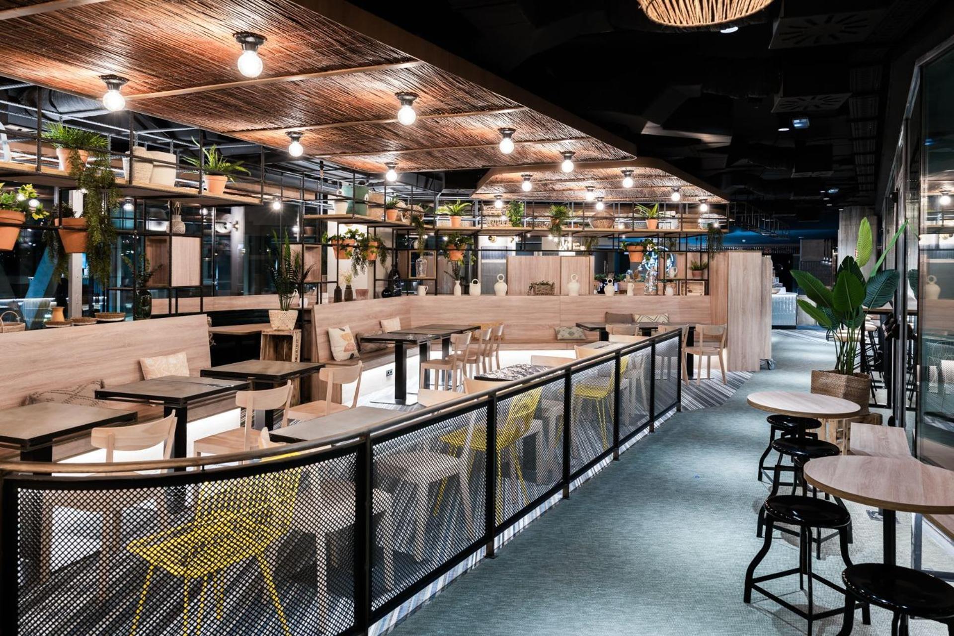 Student Experience Madrid Pozuelo - Luxury Hostel 포주엘로데알라르콘 외부 사진
