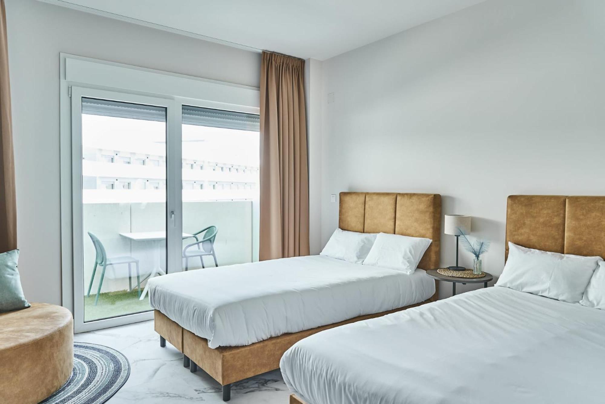 Student Experience Madrid Pozuelo - Luxury Hostel 포주엘로데알라르콘 외부 사진