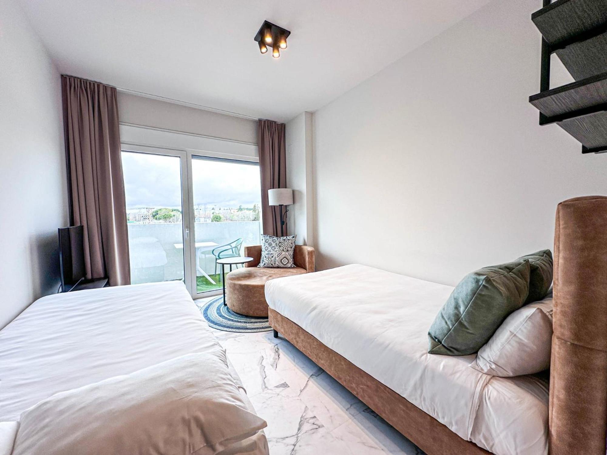 Student Experience Madrid Pozuelo - Luxury Hostel 포주엘로데알라르콘 외부 사진