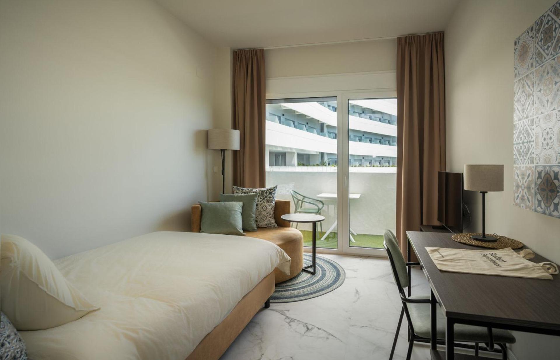 Student Experience Madrid Pozuelo - Luxury Hostel 포주엘로데알라르콘 외부 사진